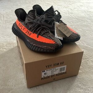 Yeezy Boost 350 V2-
